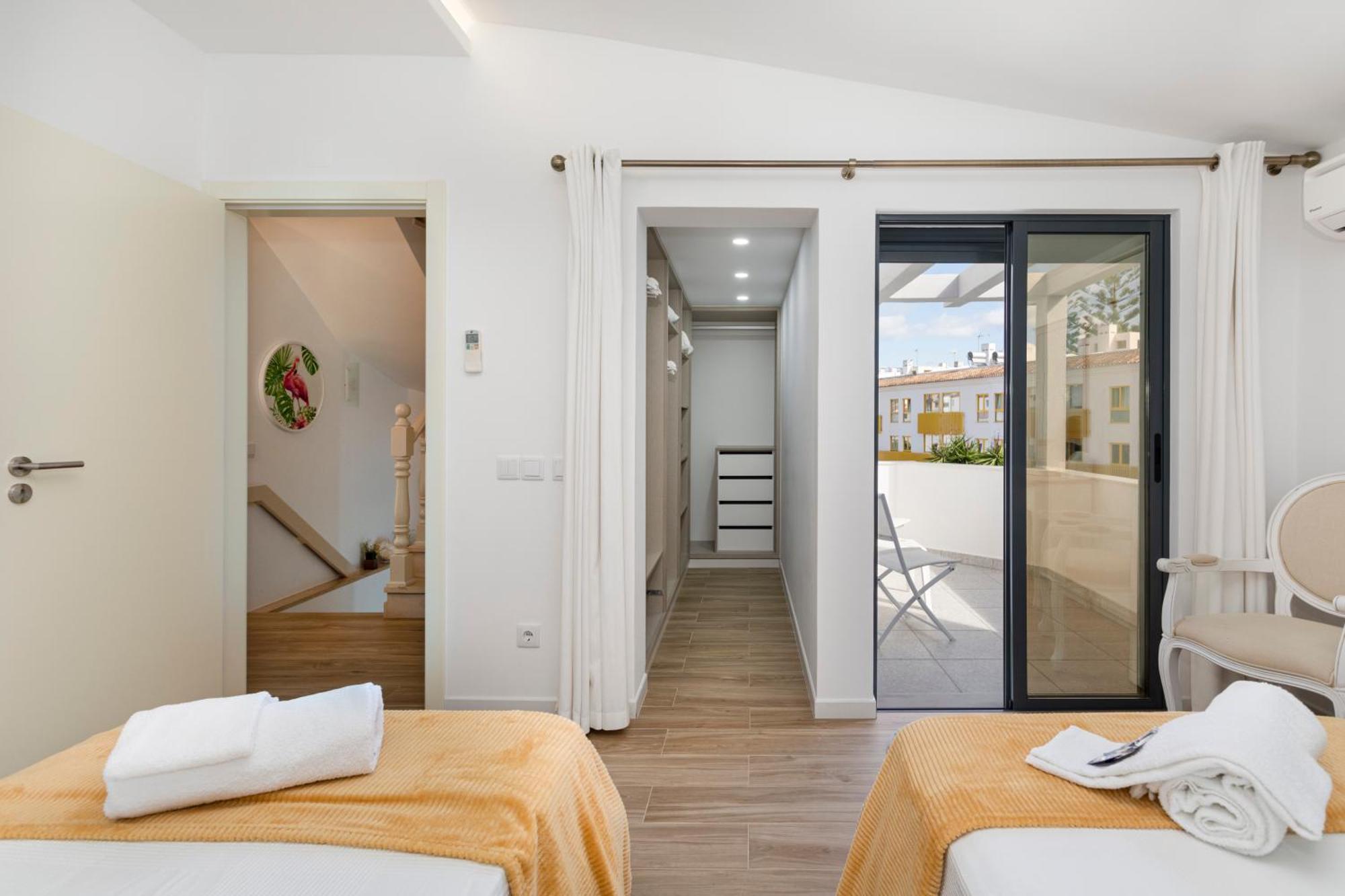 Centralgarve - Villa Crown 22 Quarteira Bagian luar foto